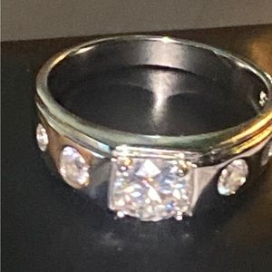 MENS MOISSANITE STERLING SILVER RING NEW BOX !!!